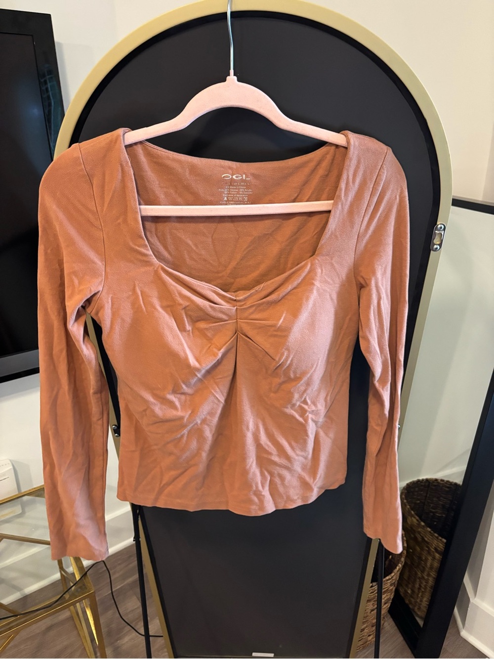 Long-Sleeve Ruched Front Top - Rust